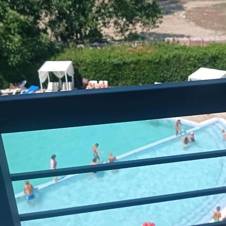 Modern 2 Bedroom Apartment In Top Location In Sunny Beach Just 150 Meters From Casino Platinum Exterior photo