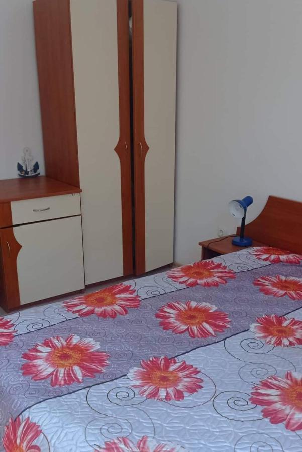 Modern 2 Bedroom Apartment In Top Location In Sunny Beach Just 150 Meters From Casino Platinum Exterior photo