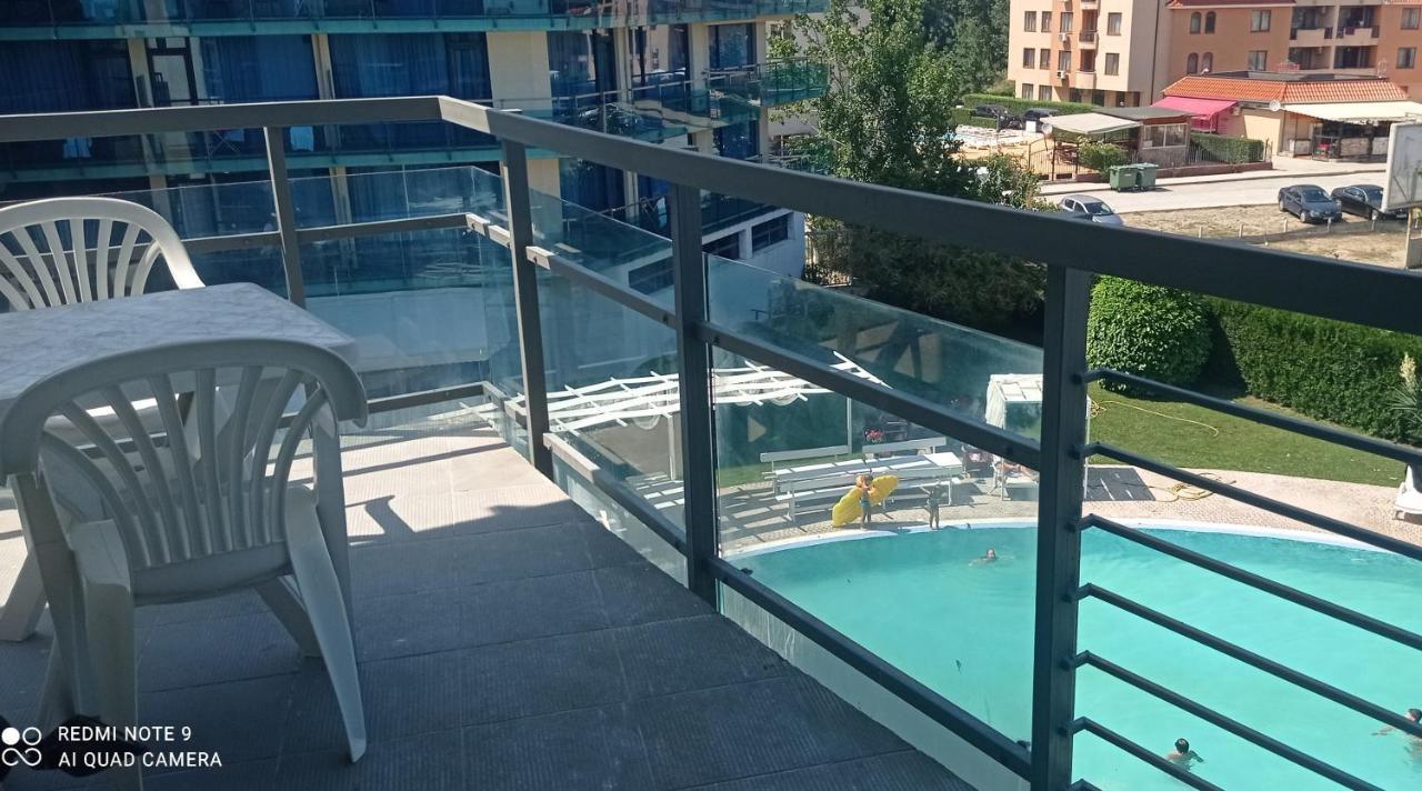 Modern 2 Bedroom Apartment In Top Location In Sunny Beach Just 150 Meters From Casino Platinum Exterior photo