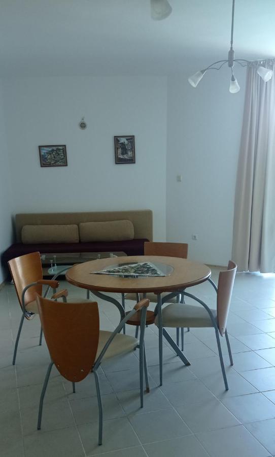Modern 2 Bedroom Apartment In Top Location In Sunny Beach Just 150 Meters From Casino Platinum Exterior photo